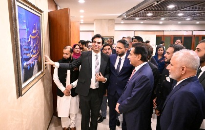 Islamabad 24.08.2026: Speaker National Assembly Sardar Ayaz Sadiq viewing the Calligraphy Exhibition in-connection to celebrate the Eid Milad-un-Nabi (SAW) at Parliament House